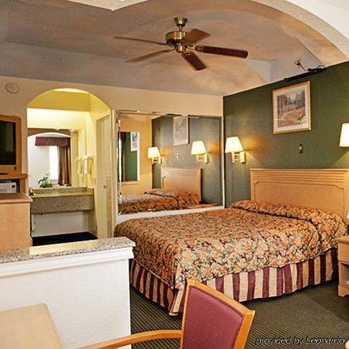 Louetta Crystal Inn 249 North المظهر الخارجي الصورة