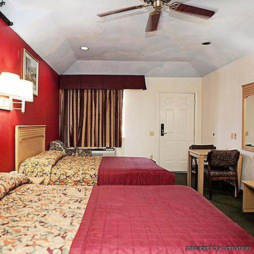 Louetta Crystal Inn 249 North المظهر الخارجي الصورة
