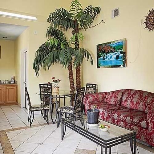 Louetta Crystal Inn 249 North المظهر الخارجي الصورة
