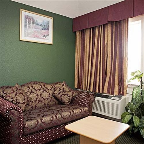 Louetta Crystal Inn 249 North المظهر الخارجي الصورة